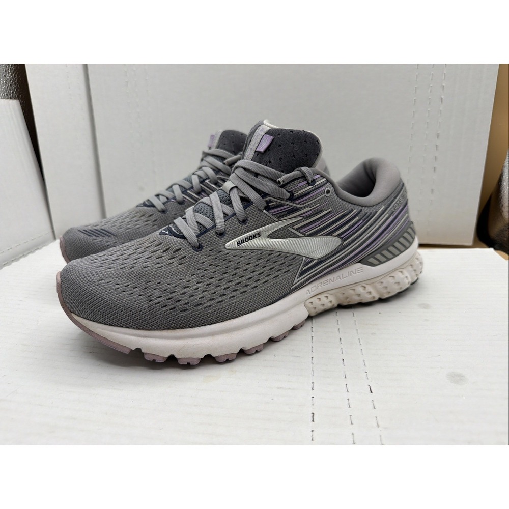 Brooks Adrenaline GTS 19 Running Shoes Men's Size 11 Medium B Athletic Sneakers